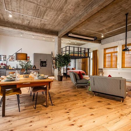 Klassen Stay - Exklusives Loft - Xxl Leinwand - 4 Km Messe, 1,5 Km Hbf Essen Exterior foto