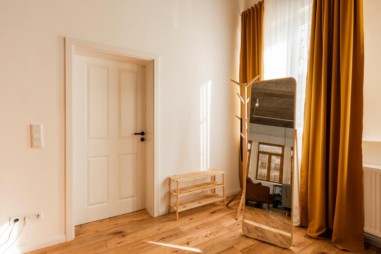 Klassen Stay - Exklusives Loft - Xxl Leinwand - 4 Km Messe, 1,5 Km Hbf Essen Exterior foto